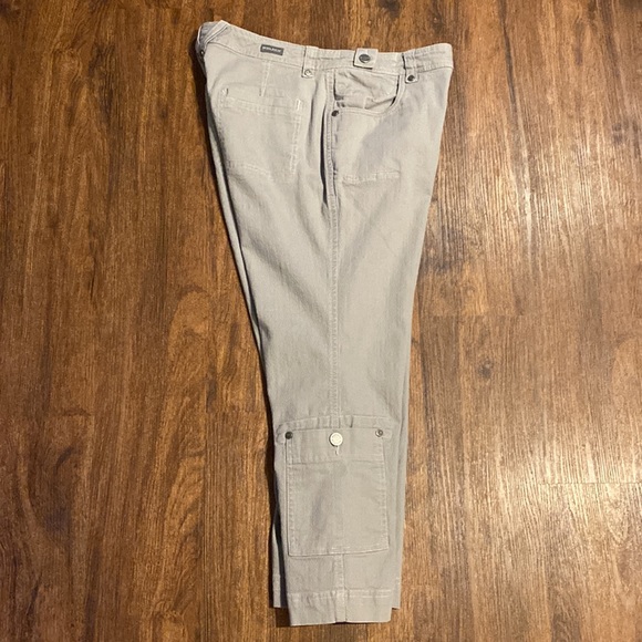 Woolrich Tan Cargo Capri-99% Cotton-Women’s Size 8 - Picture 15 of 15